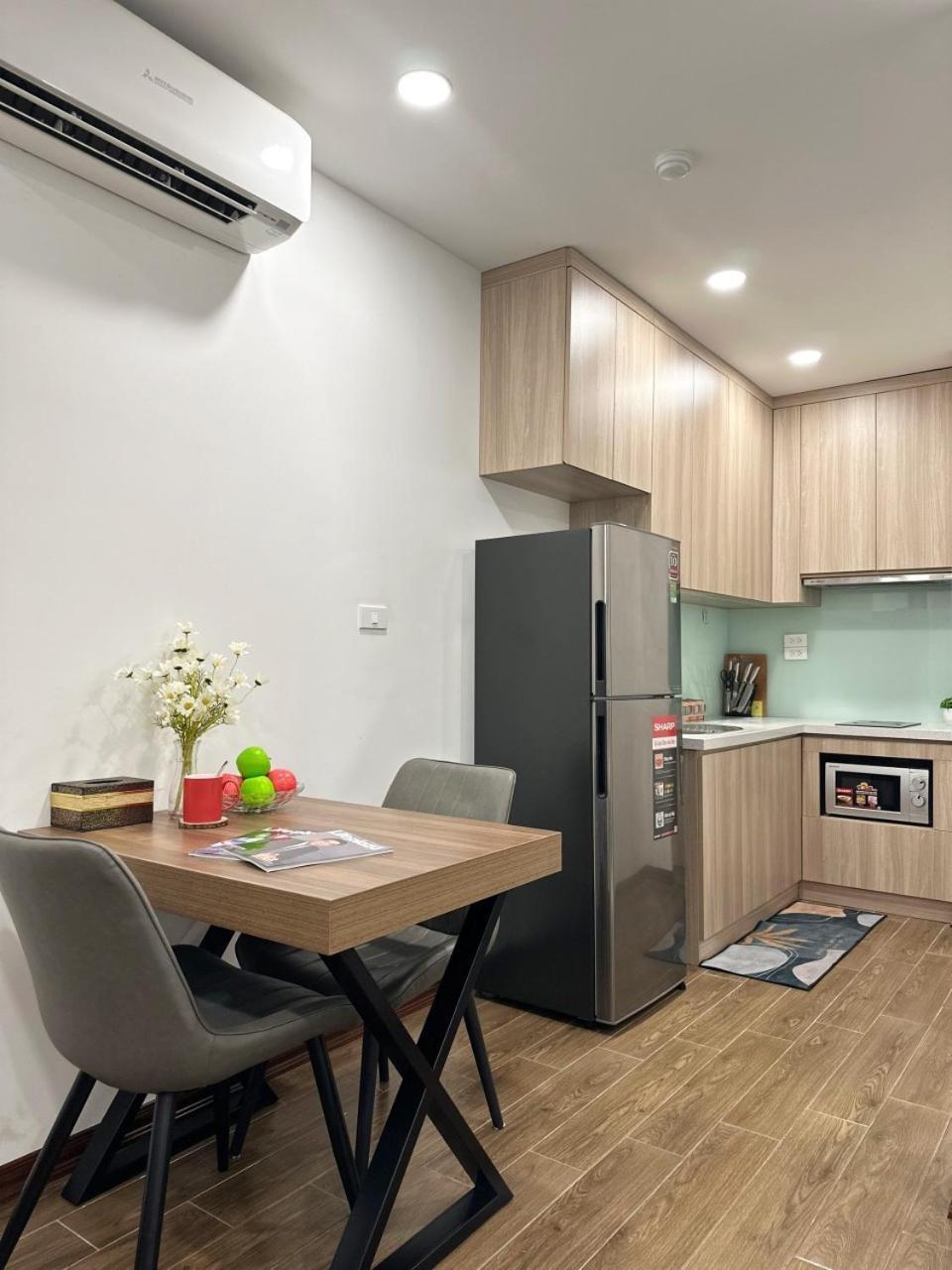 Luxe Paradise Residence Truc Bach Hanoi Buitenkant foto