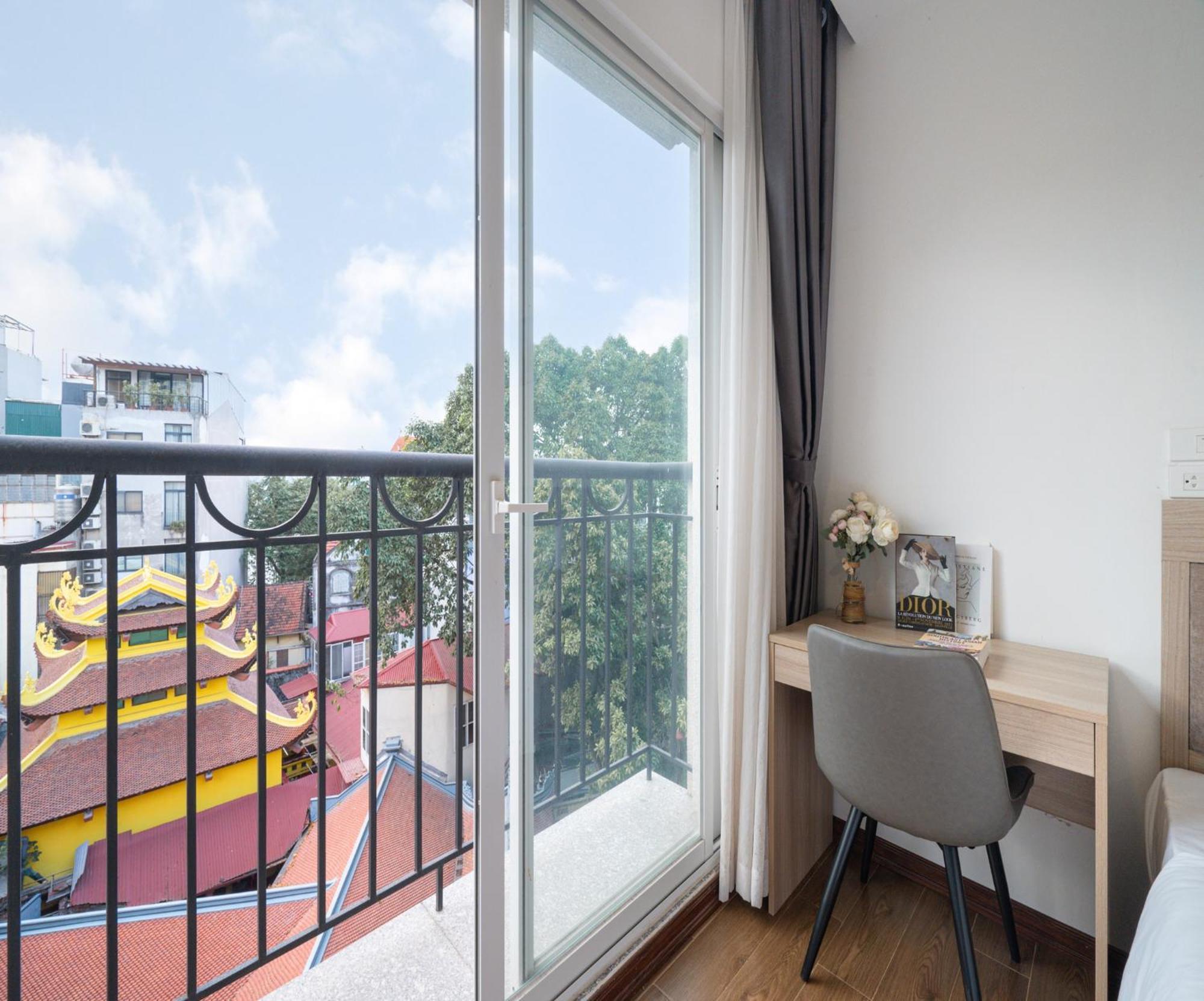 Luxe Paradise Residence Truc Bach Hanoi Buitenkant foto
