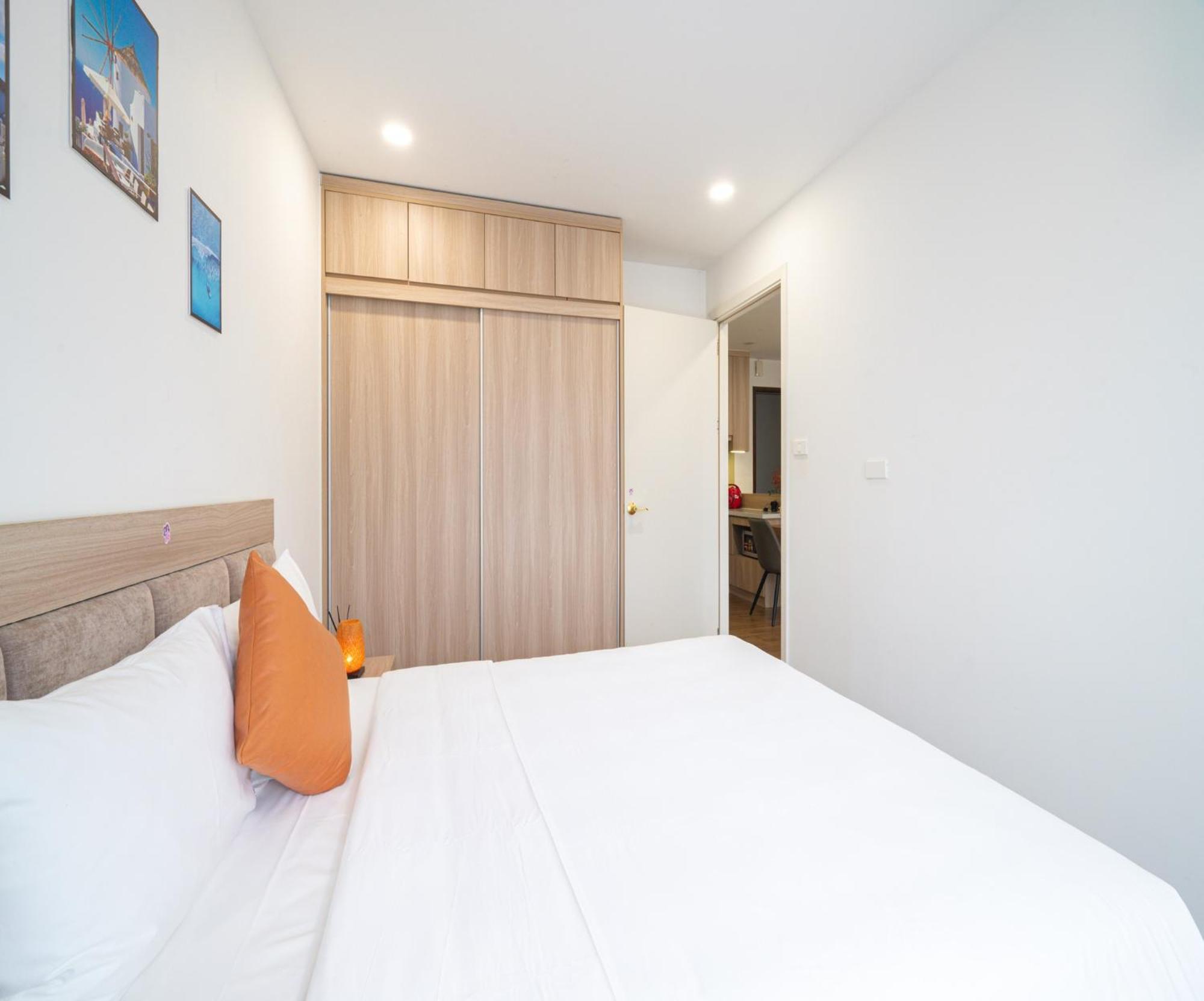 Luxe Paradise Residence Truc Bach Hanoi Buitenkant foto