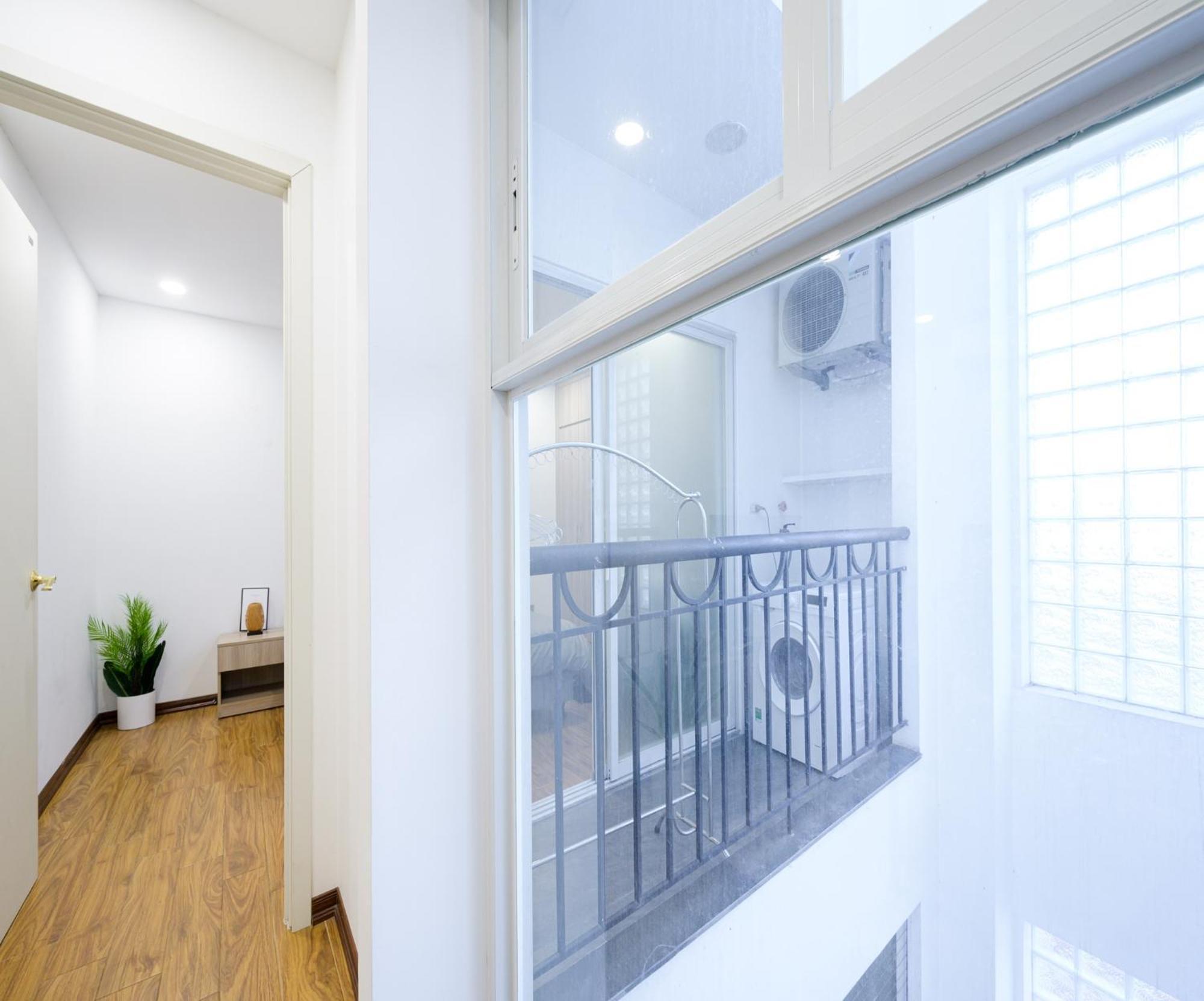 Luxe Paradise Residence Truc Bach Hanoi Buitenkant foto