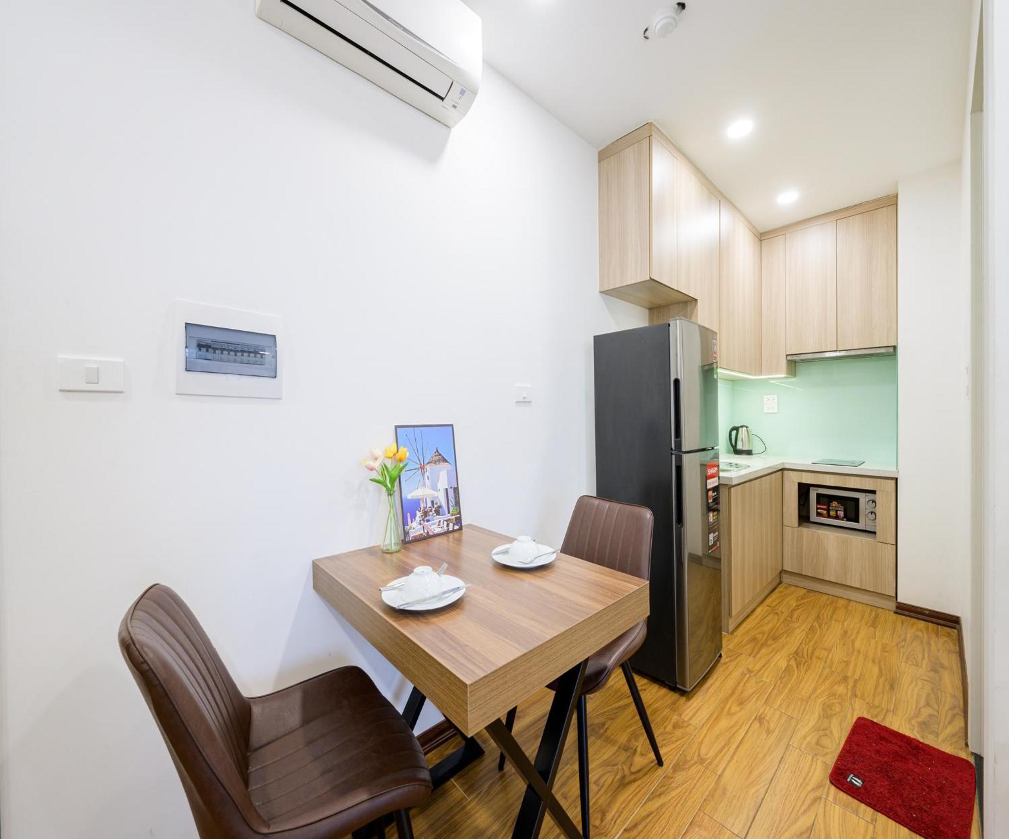 Luxe Paradise Residence Truc Bach Hanoi Buitenkant foto