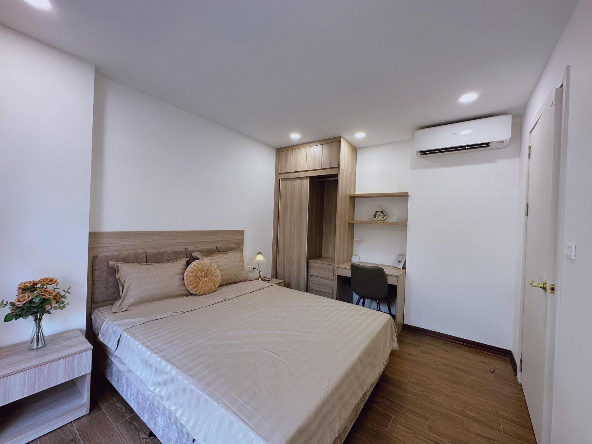 Luxe Paradise Residence Truc Bach Hanoi Buitenkant foto